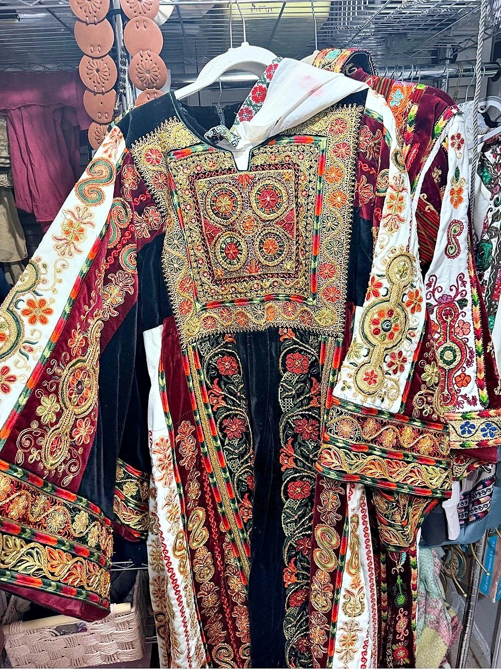 Palestinian Thobe - Picture 4 of 4